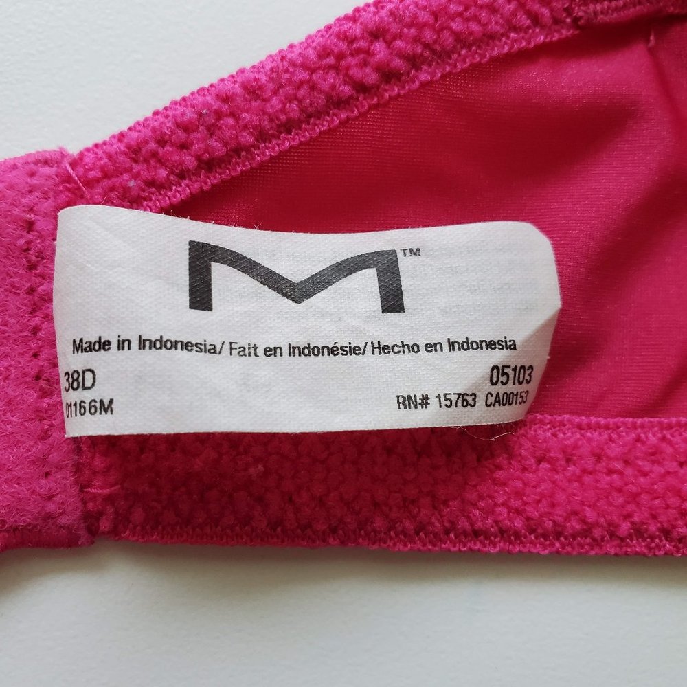 SOLD - Maidenform Lace Bra Fuchsia Size 38D - Picture 6 of 7
